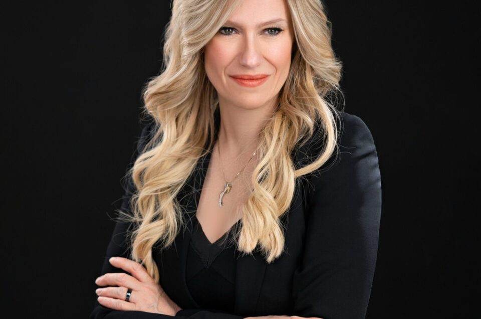 Sonya Shorey headshot